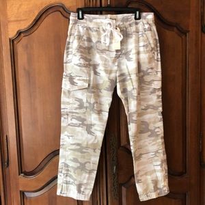 camo jogger pants
